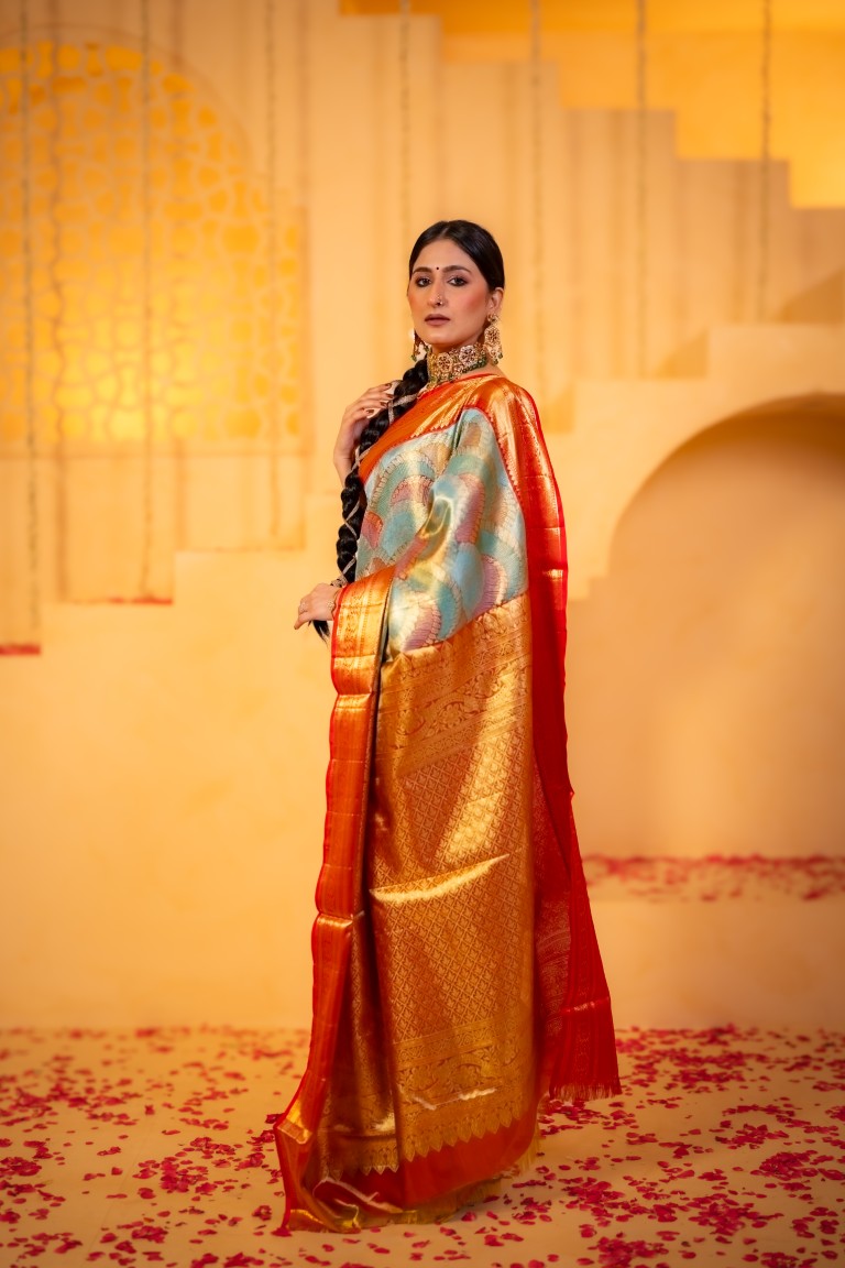 Kanchi tissue pattu bridal saree blue color with allover zari weaves & kanchi border with rich pallu and contrast plain blouse