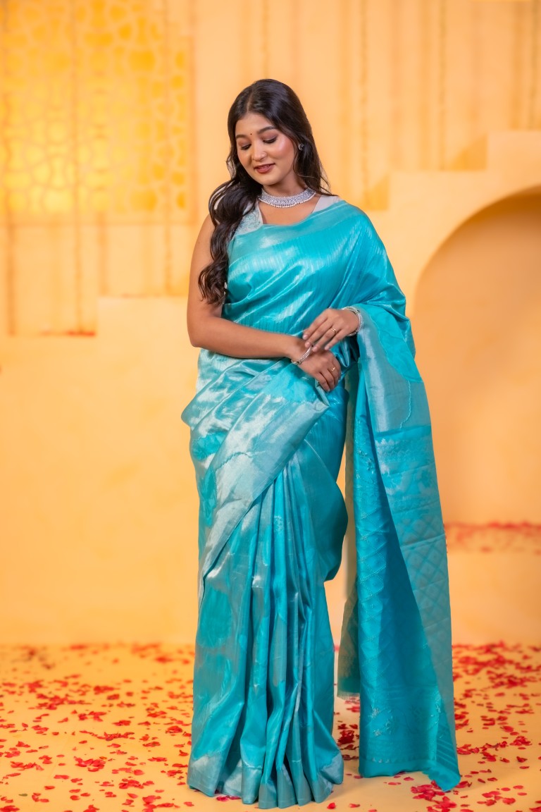 Kanchi pattu bridal saree blue color with allover zari weaves & big border with rich pallu and blouse
