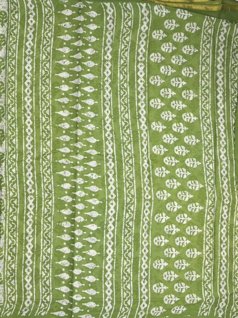 Saree white and green color