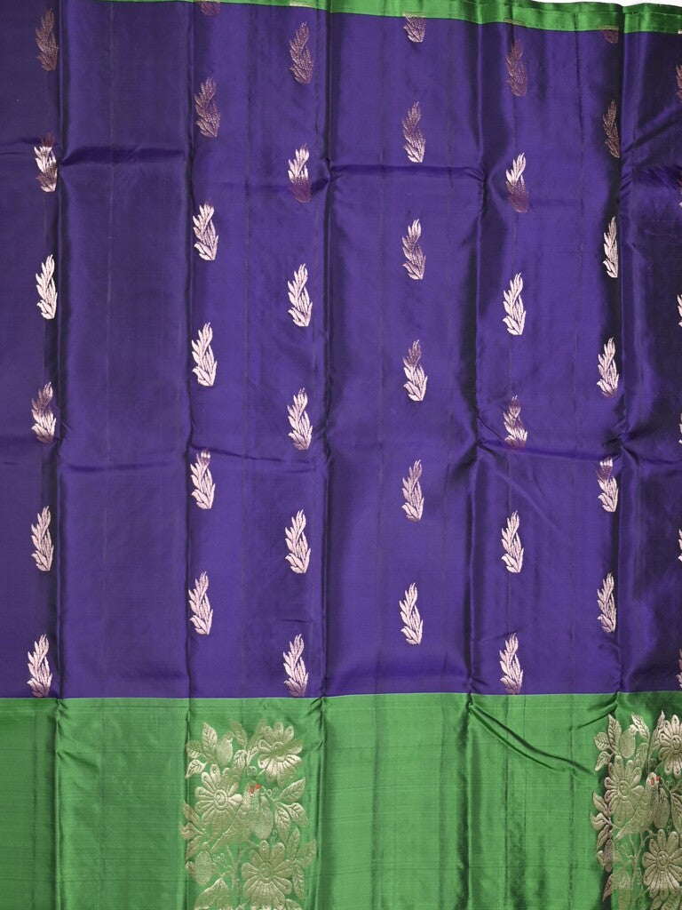 Kanchi pattu saree dark blue color allover zari motifs & zari border with rich pallu and contrast plain blouse