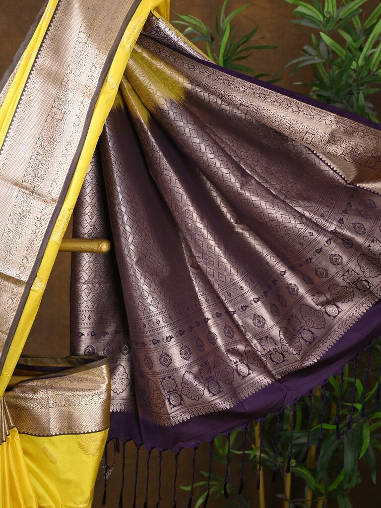 Kanchi pattu saree yellow color allover zari weaves & kanchi border with rich pallu and contrast plain blouse