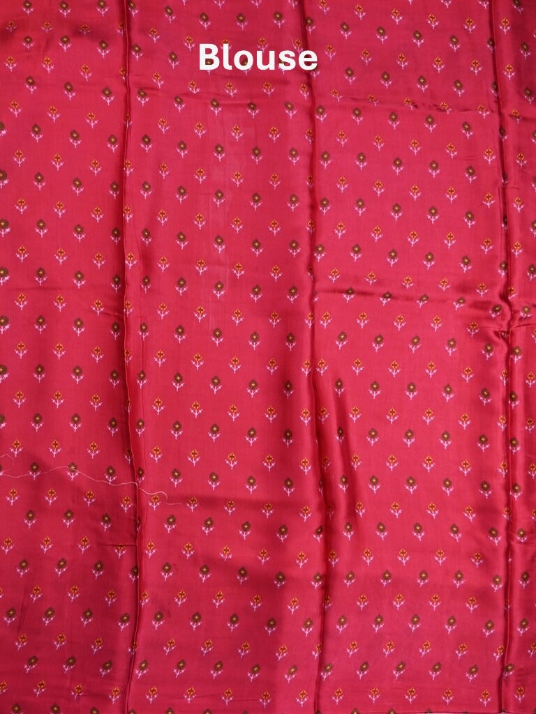 Mashroo silk fancy saree light grey color allover prints & contrast border with short zari pallu and printed blouse