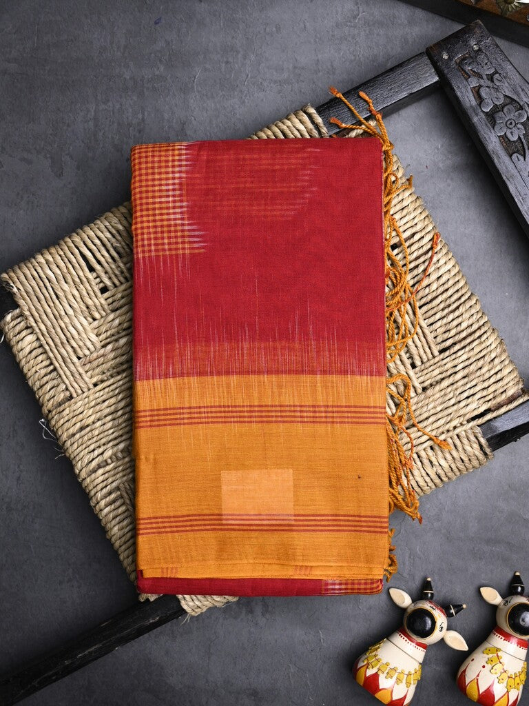 Dhaka cotton saree red color allover prints & Small kaddi border with contrast pallu and plain blouse