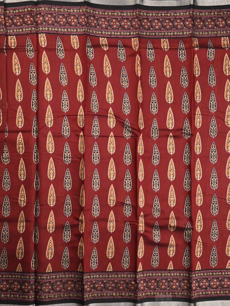 Maheshwari fancy saree maroon color allover prints & printed zari border with printed pallu and contrast blouse