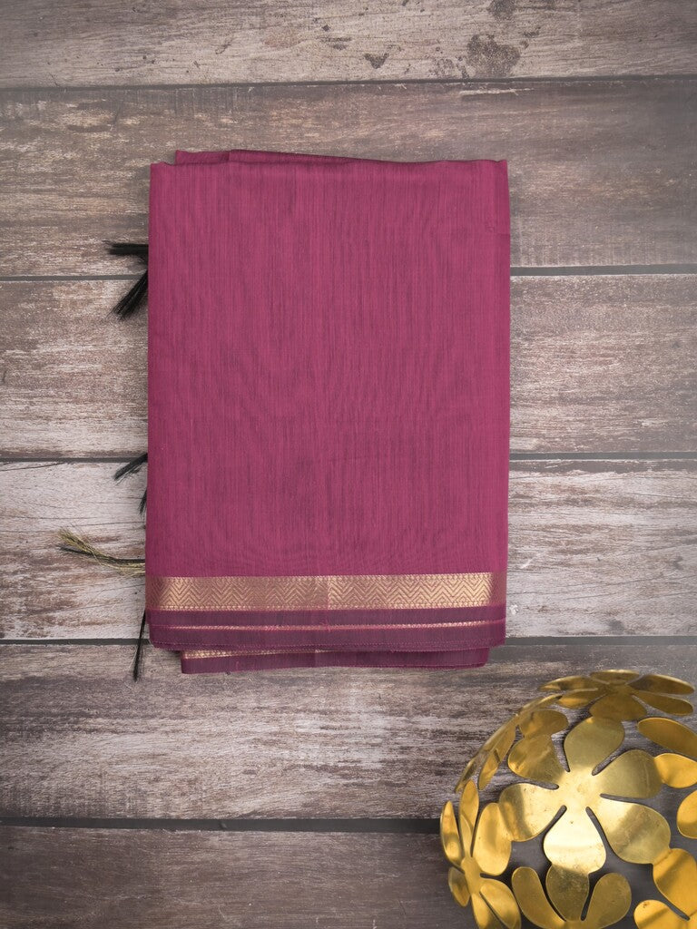 Maheshwari fancy saree magenta color allover plain and small kaddi border with self pallu and attached blouse