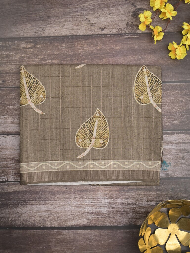 Tussar fancy saree grey color allover prints & small kaddi border with short printed pallu and attached blouse