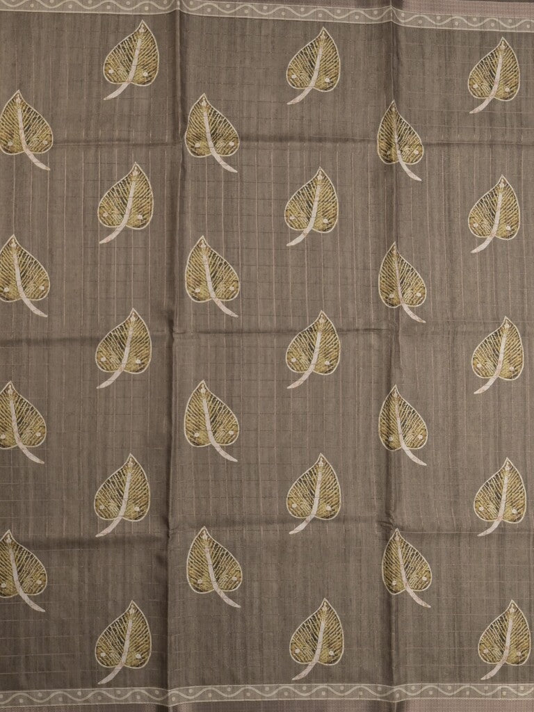 Tussar fancy saree grey color allover prints & small kaddi border with short printed pallu and attached blouse