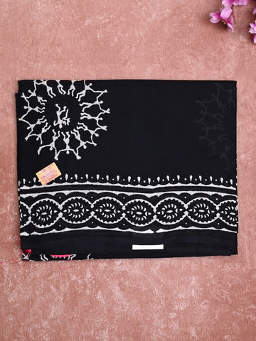 Mul cotton saree black color allover prints & printed border with printed pallu and plain contrast blouse