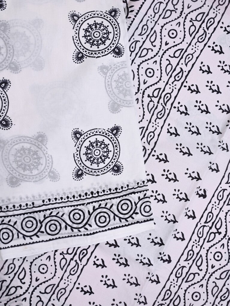 Mul cotton saree white color allover prints & printed border with printed pallu and plain contrast blouse