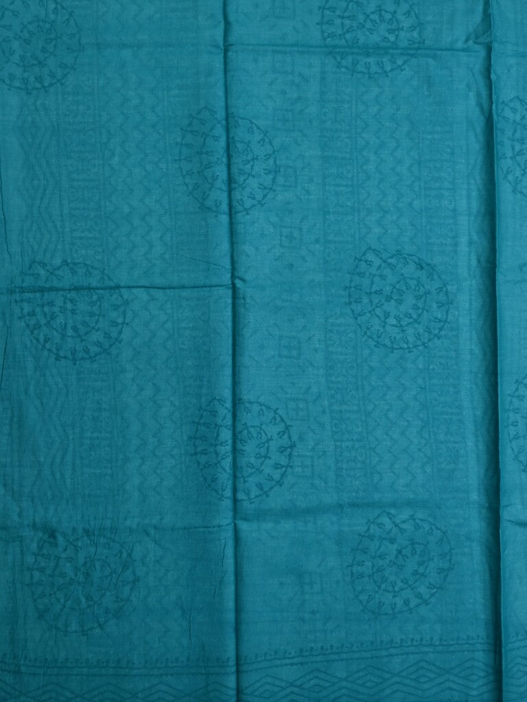 Mul cotton saree white color allover prints & printed border with printed pallu and plain contrast blouse