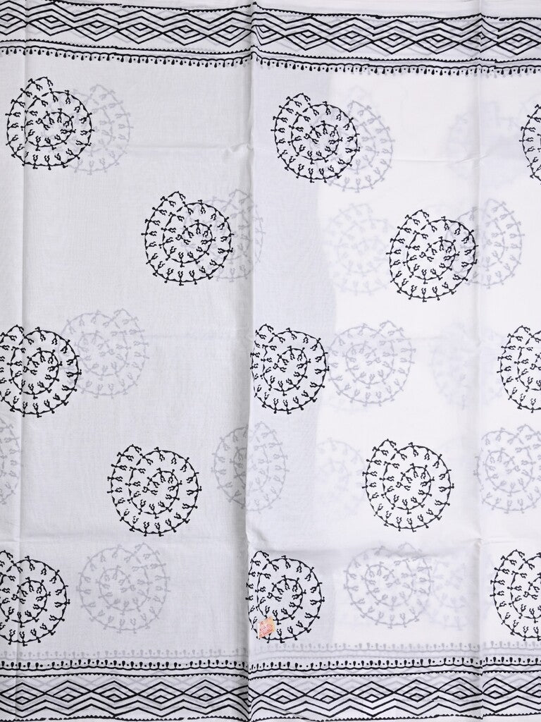 Mul cotton saree white color allover prints & printed border with printed pallu and plain contrast blouse