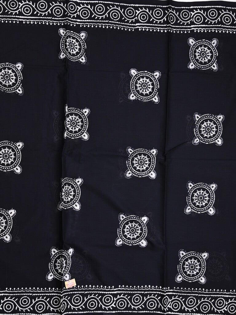 Mul cotton saree black color allover prints & printed border with printed pallu and plain contrast blouse