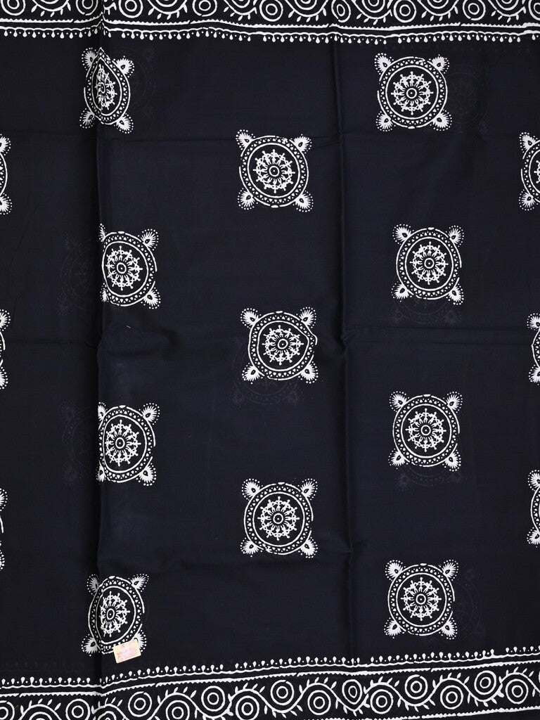 Mul cotton saree black color allover prints & printed border with printed pallu and plain contrast blouse