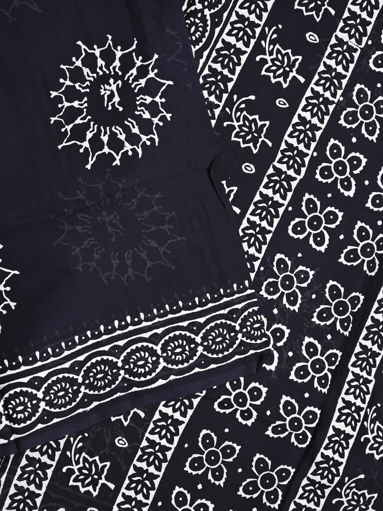 Mul cotton saree black color allover prints & printed border with printed pallu and plain contrast blouse