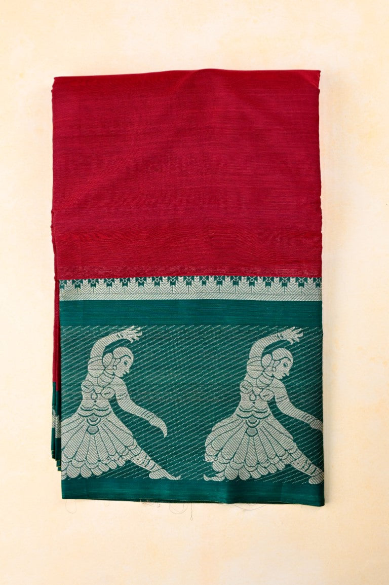 Narayanpet cotton saree red and green color with big thread border, short pallu and plain blouse.