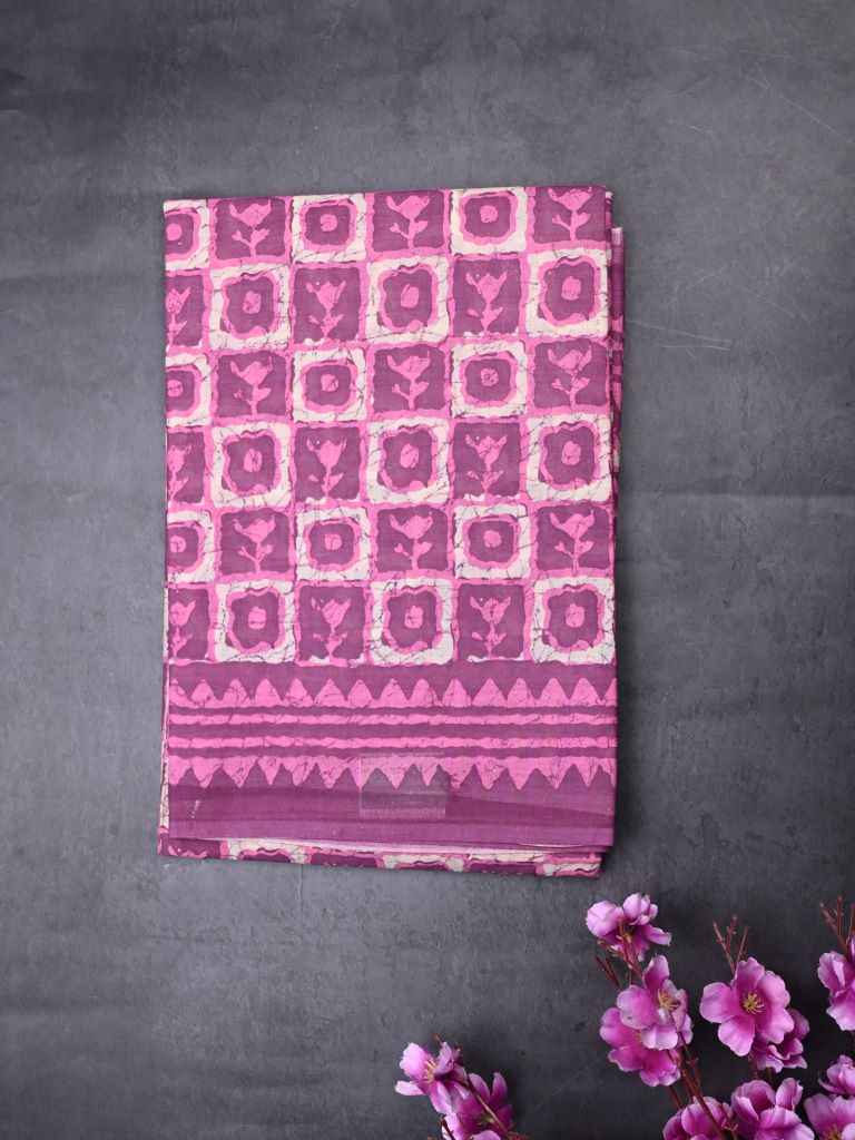 Cotton printed saree light pink color allover prints & small border with printed pallu and printed blouse