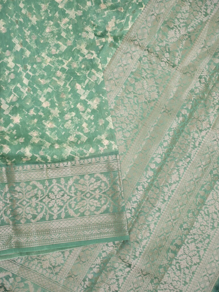 Maheshwari fancy saree lux green color allover zari motifs & zari border with brocade pallu and attached plain blouse