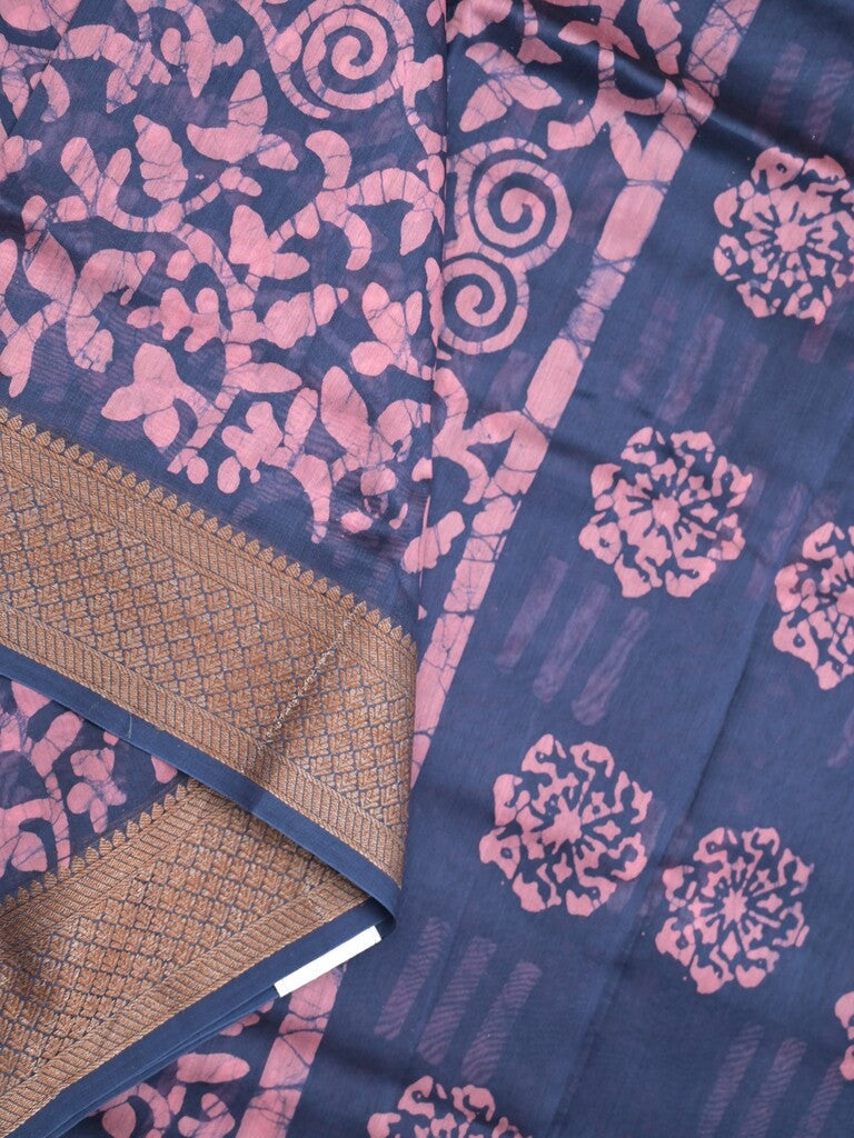 Maheshwari fancy saree berry blue color allover prints & zari border with rich pallu and attached printed blouse