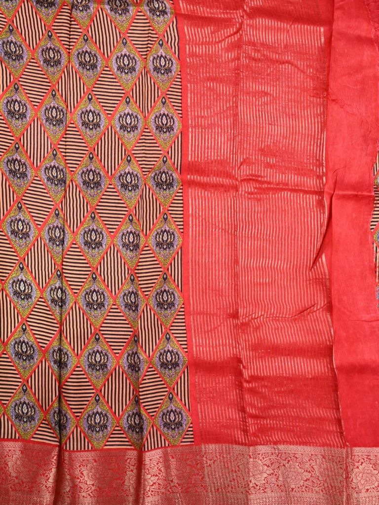 Dola silk fancy saree green color allover digital prints & zari border with contrast pallu and plain blouse