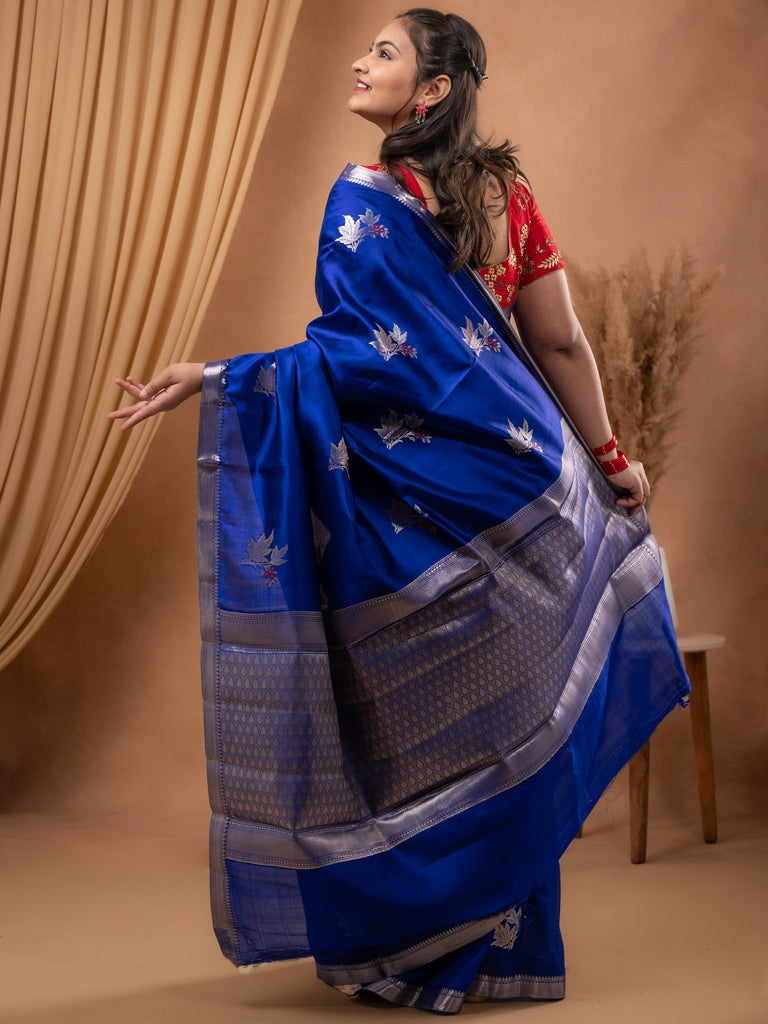 Raw mango pattu saree red color allover zari weaves & small zari border with short pallu and contrast blouse