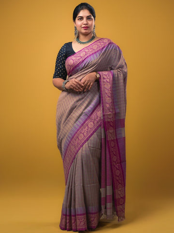Jute kadhi cotton light purple color allover checks & contrast border with contrast pallu and running blouse
