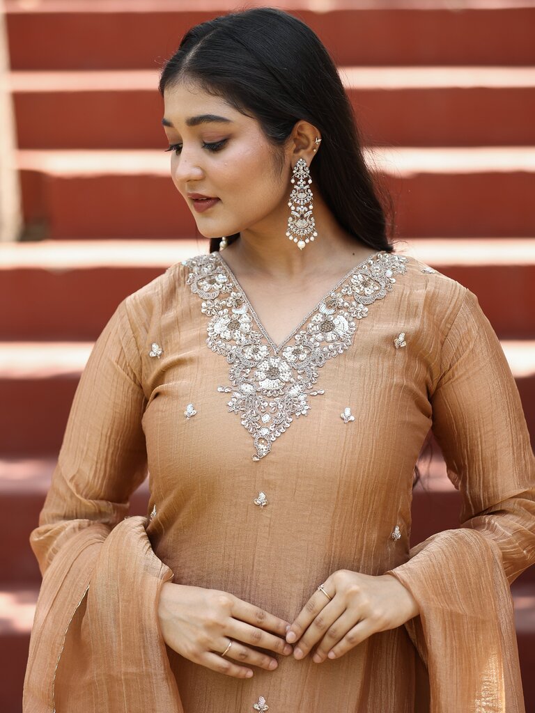 Designer embroidery kuthi set for women | beige | party wear