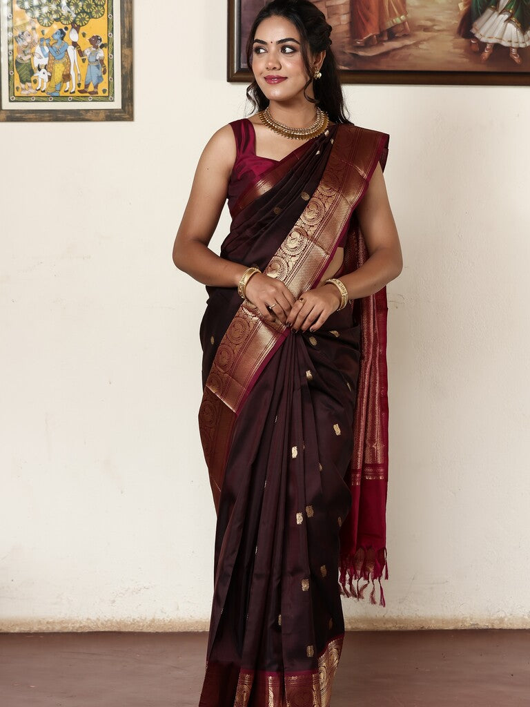 Kanchi pattu saree for women | dark brown | light weight | zari border