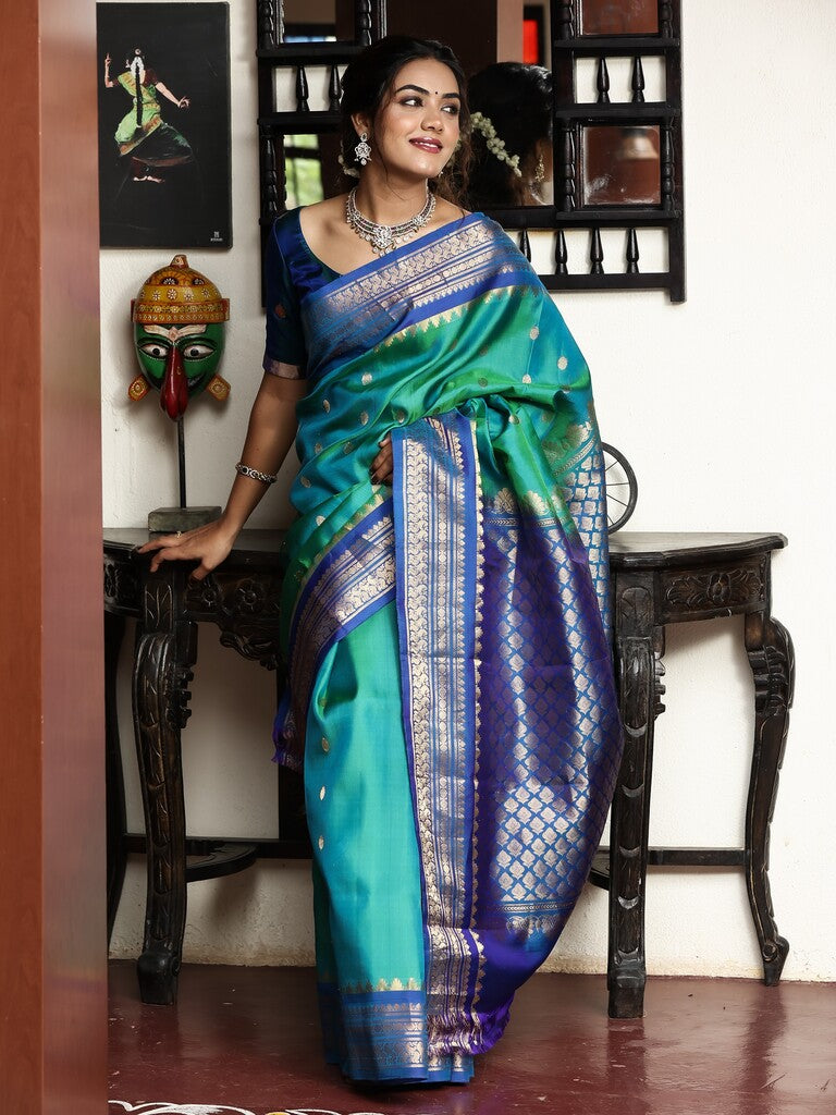 Gadwal pattu saree for women | peacock blue | kanchi border | party wear