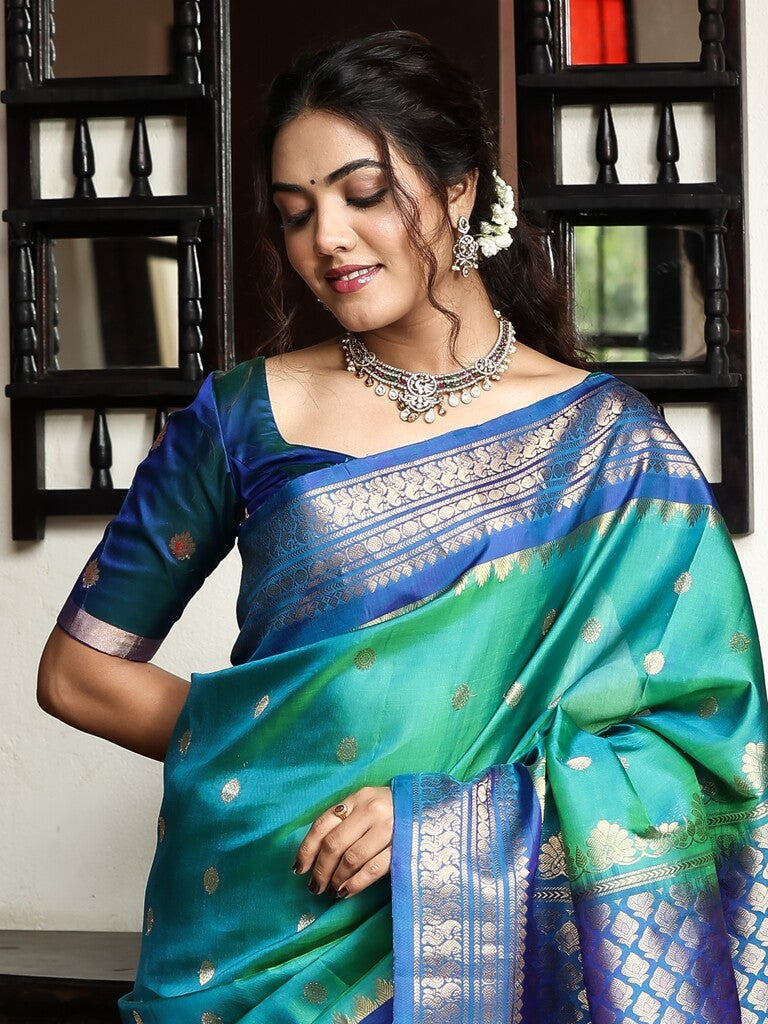 Gadwal pattu saree for women | peacock blue | kanchi border | party wear
