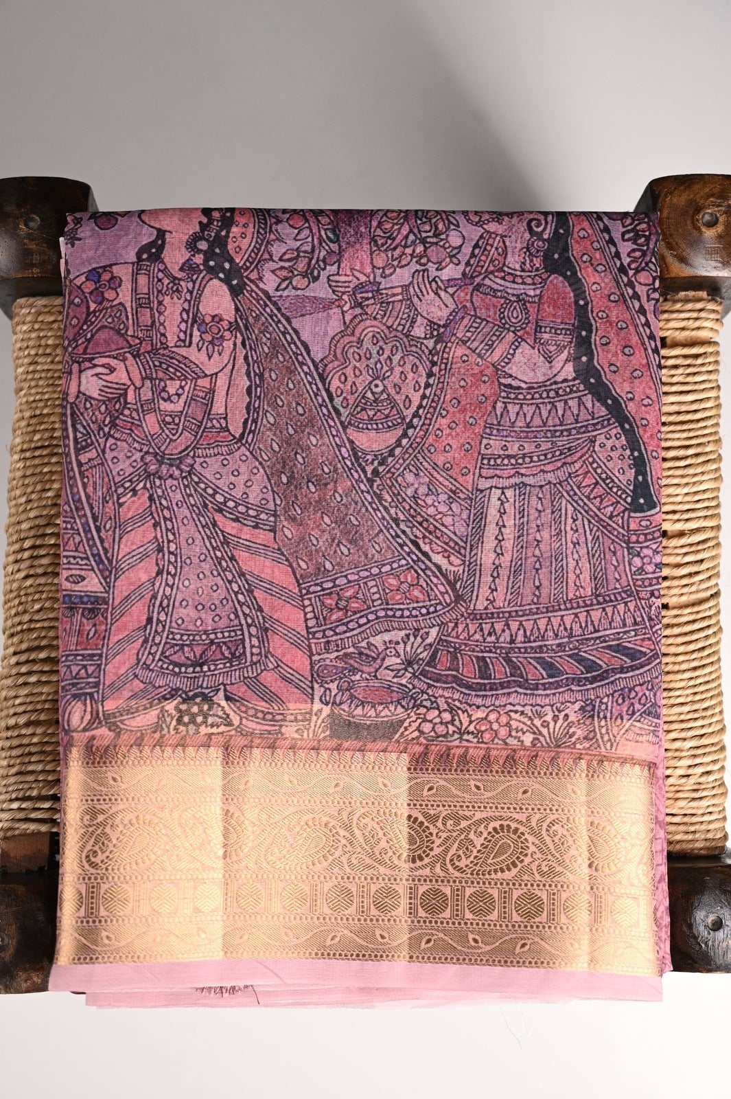 Organza Saree pink color with allover prints, zari border with big prints, short pallu and plain blouse