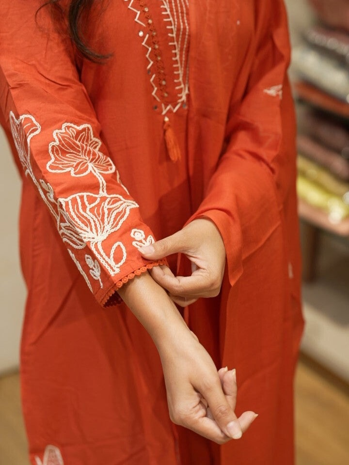 Exclusive designer kurthi set for women