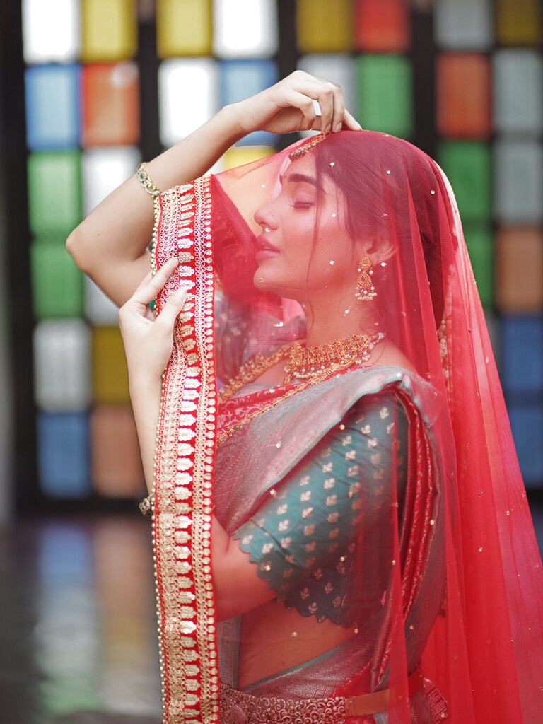 Bridal kanchi pattu saree red color allover zari weaves & zari border with rich contrast pallu and attached blouse