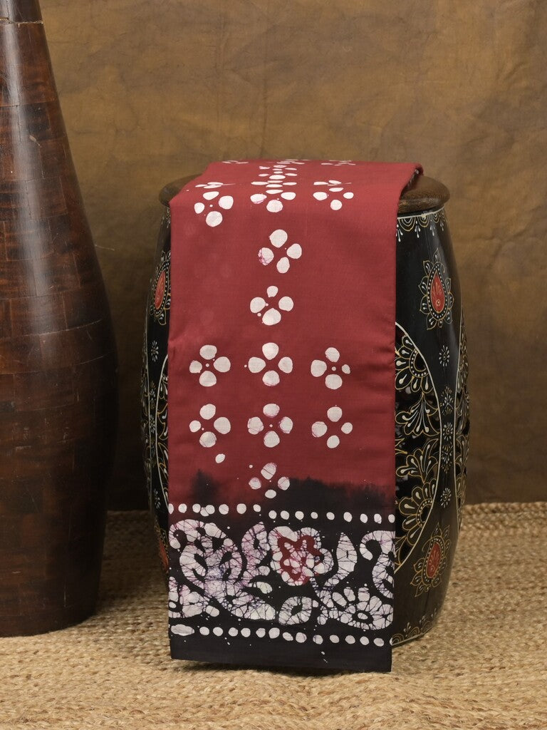 Maheshwari cotton saree maroon color allover prints & printed border with contrast pallu and plain blouse