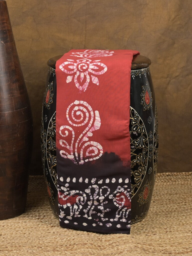Maheshwari cotton saree red color allover prints & printed border with contrast pallu and plain blouse
