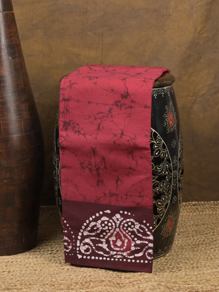 Maheshwari cotton saree dark pink color allover prints & printed border with contrast pallu and printed blouse