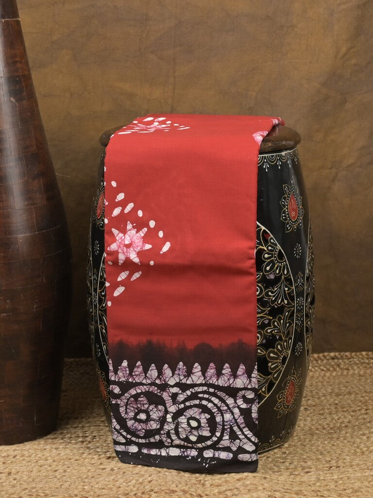 Maheshwari cotton saree red color allover prints & printed border with contrast pallu and plain blouse