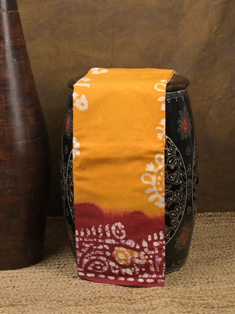 Maheshwari cotton saree yellow color allover prints & printed border with contrast pallu and plain blouse