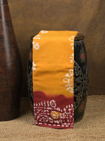 Maheshwari cotton saree yellow color allover prints & printed border with contrast pallu and plain blouse