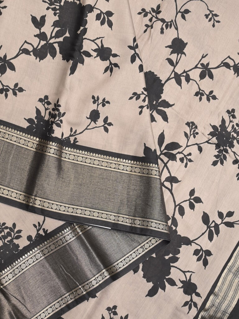 Maheshwari fancy saree light grey color allover prints & zari border with contrast pallu and plain blouse