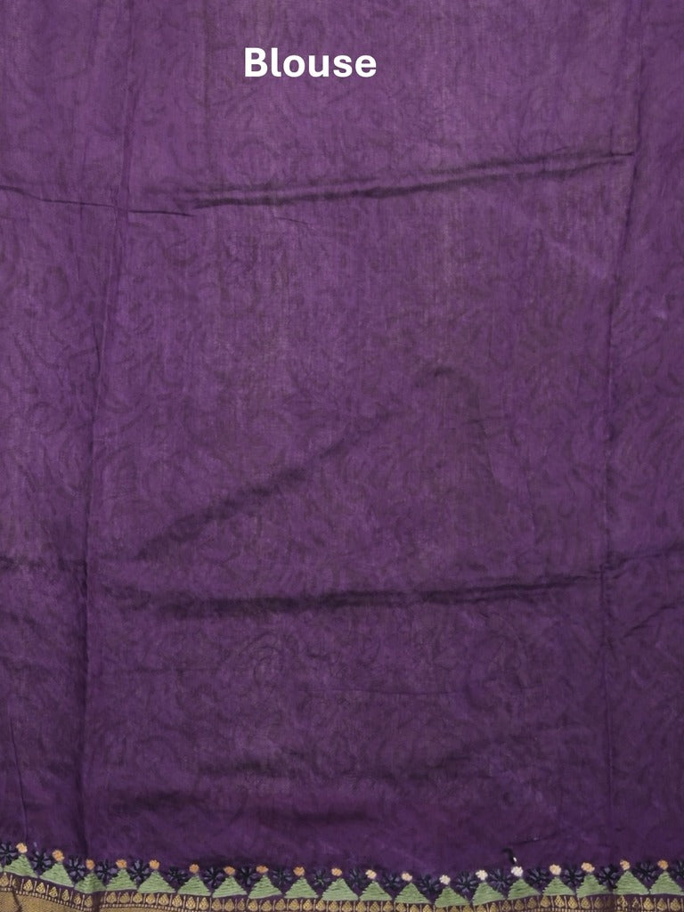 Maheshwari fancy saree in white color with allover prints & zari border with short pallu and contrast blouse