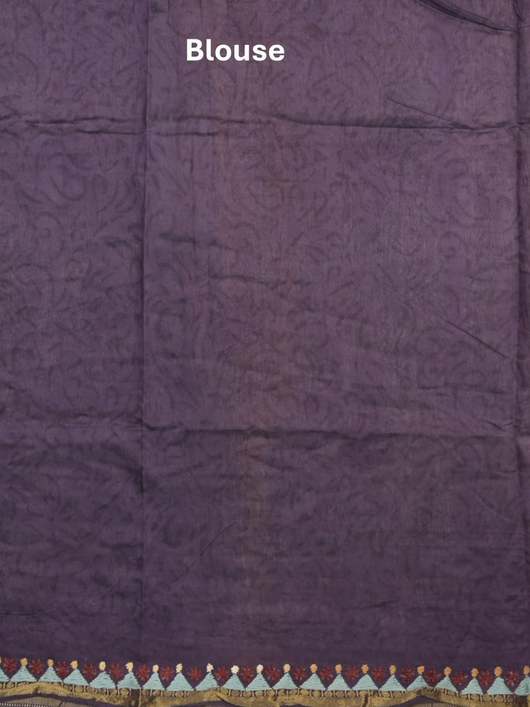 Maheshwari fancy saree in white color with allover prints & zari border with short pallu and contrast blouse