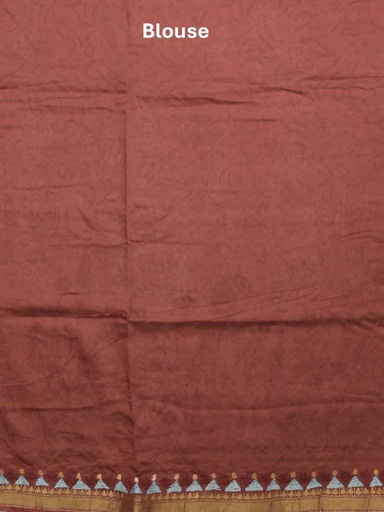 Maheshwari fancy saree in white color with allover prints & zari border with short pallu and contrast blouse