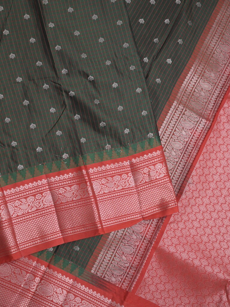 Gadwal pattu saree black color allover zari motifs & kanchi border with rich pallu and contrast plain blouse