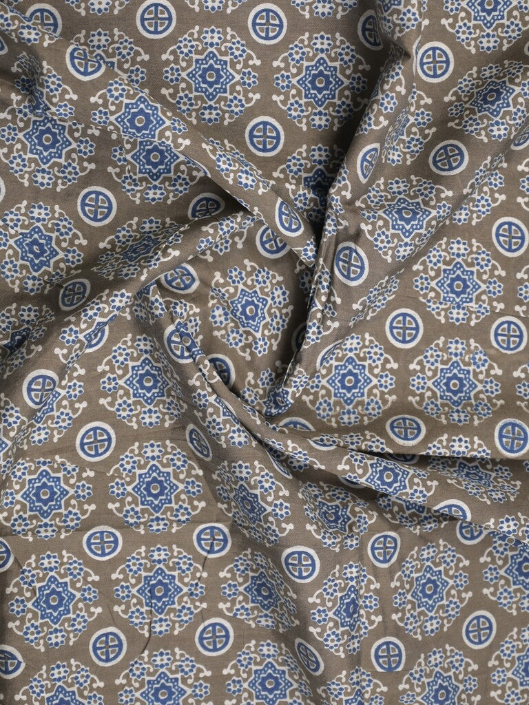 Maheshwari fancy saree snuff color allover prints & small zari border and printed pallu and plain blouse