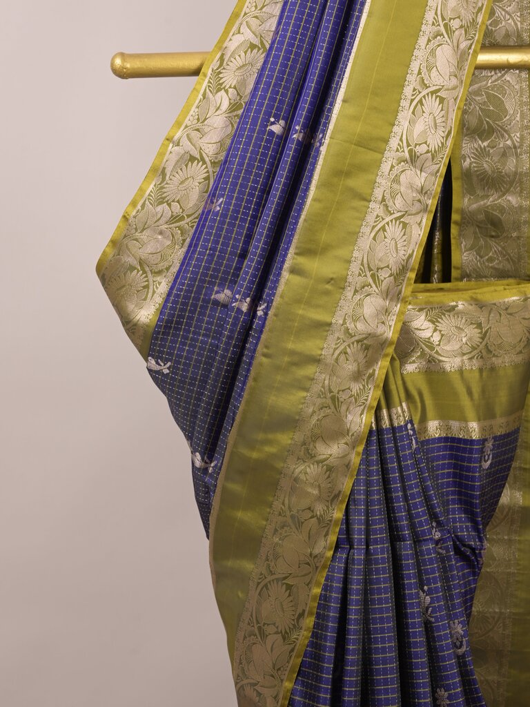 Vintage pattu saree for women | navy blue | allover checks | zari border | party wear