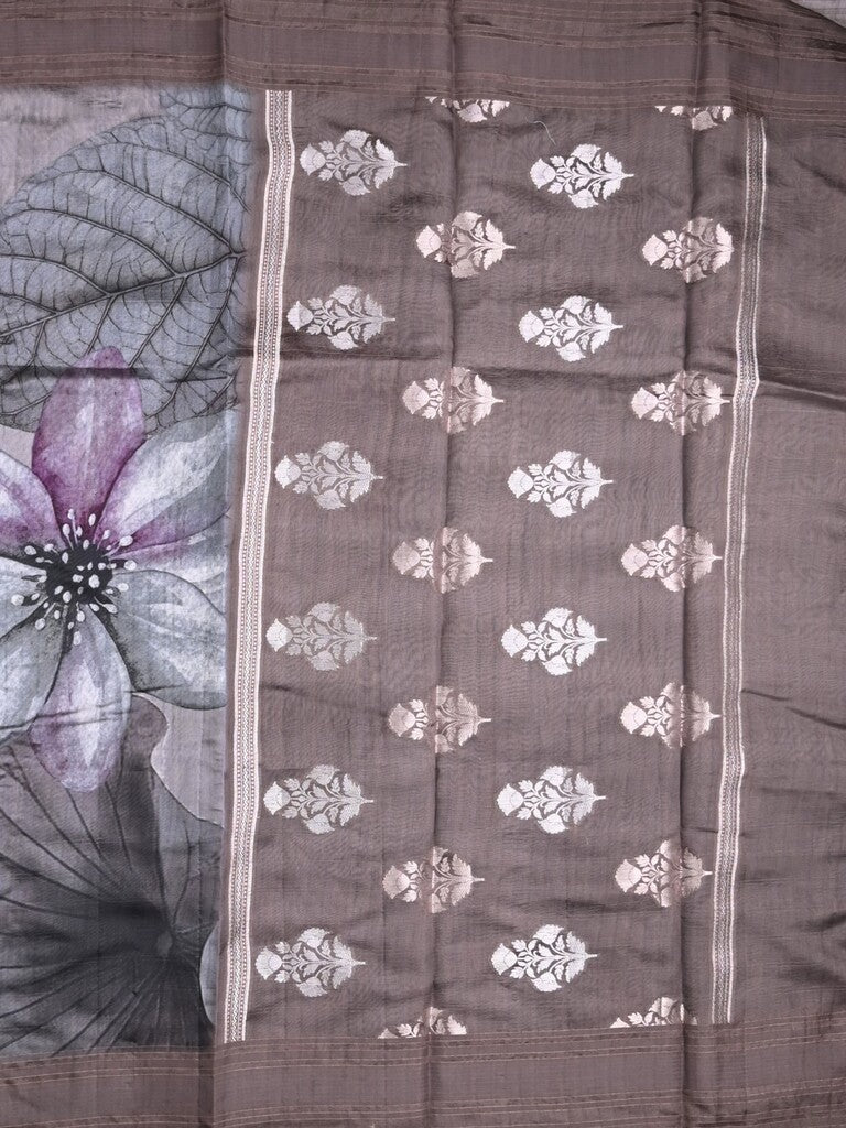 Chanderi fancy saree grey color allover prints & kaddi border with contrast pallu and printed blouse