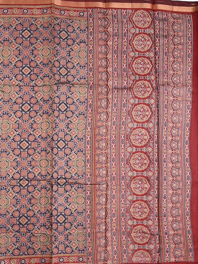 Maheshwari fancy saree navy blue color allover prints & printed zari border with contrast pallu and attached blouse