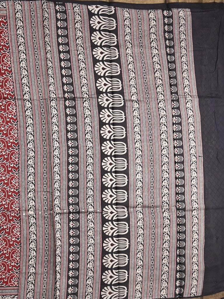 Maheshwari fancy saree red color allover prints & printed zari border with contrast pallu and attached blouse