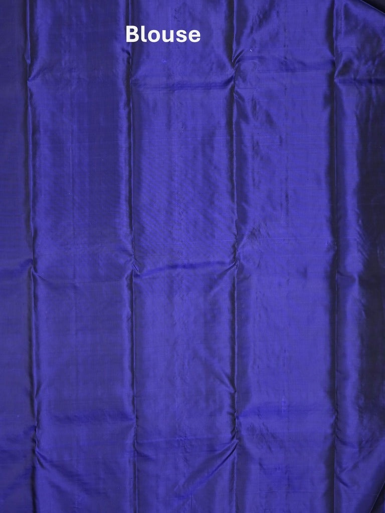 Kanchi pattu saree parrot green color allover zari motifs & zari border with rich pallu and contrast plain blouse