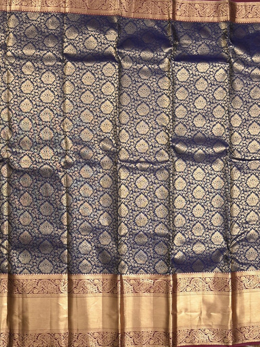 Kanchi pattu saree dark blue color allover zari weaves & kanchi border with rich pallu and contrast blouse